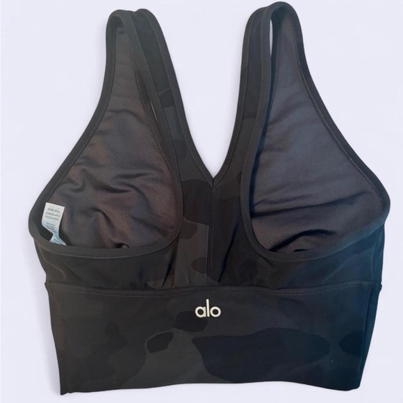 ALO Yoga Wild Things Black Camo Racerback Sports Bra. NWOT. Size XS - Picture 2 of 4